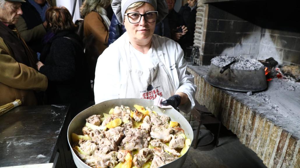 Pina Di Nardo e la cucina sotto il coppo dell'agriturismo Caniloro